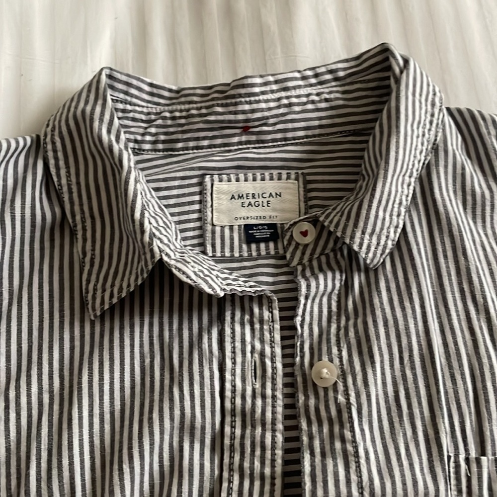 Women’s American Eagle Oversized Cotton Poplin Button Up Shirt